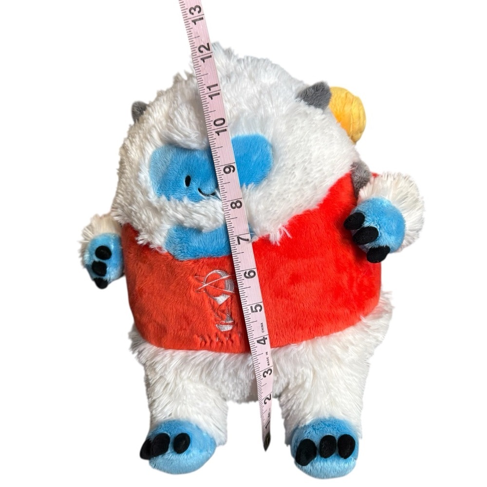 Niantic Squishable Yeti Plush With Backpack - Picture 5 of 8